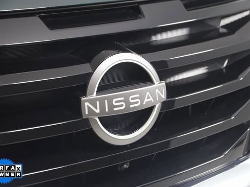 Used 2024 Nissan Pathfinder Platinum w/ Cargo Package image 18