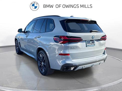 New 2026 BMW X5 xDrive50e image 6