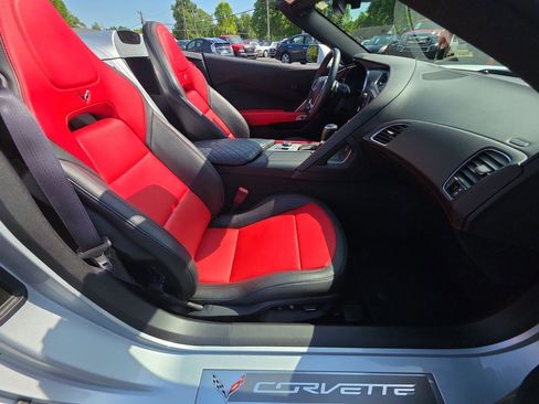 Used 2016 Chevrolet Corvette Stingray Convertible w/ 2LT Preferred Equipment Group RWD image 8