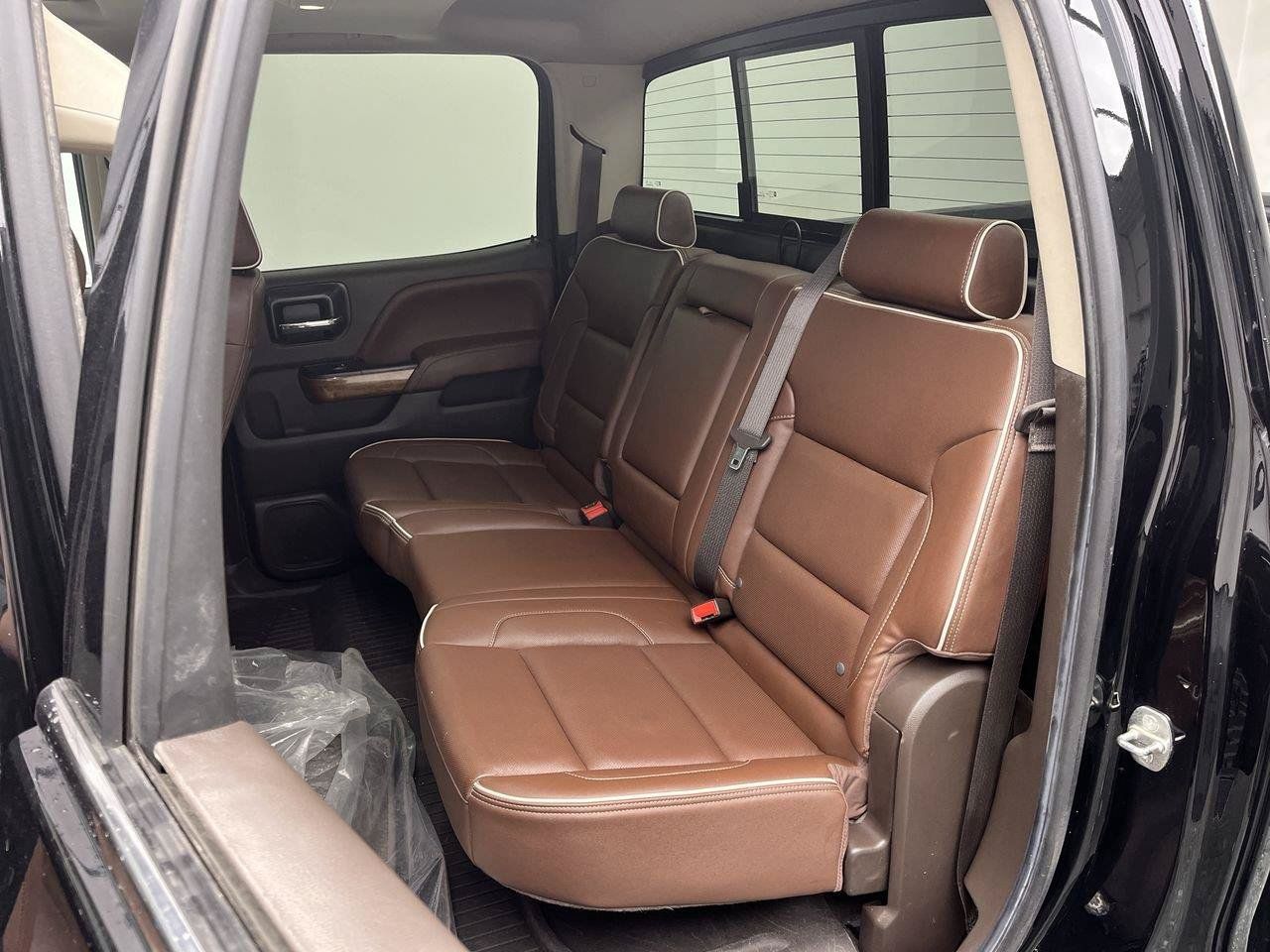 Used 2018 Chevrolet Silverado 1500 High Country w/ LPO, Protection Package AWD/4WD image 13