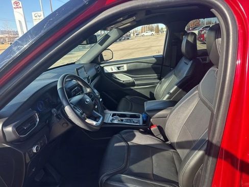 Used 2022 Ford Explorer ST w/ Equipment Group 401A image 10