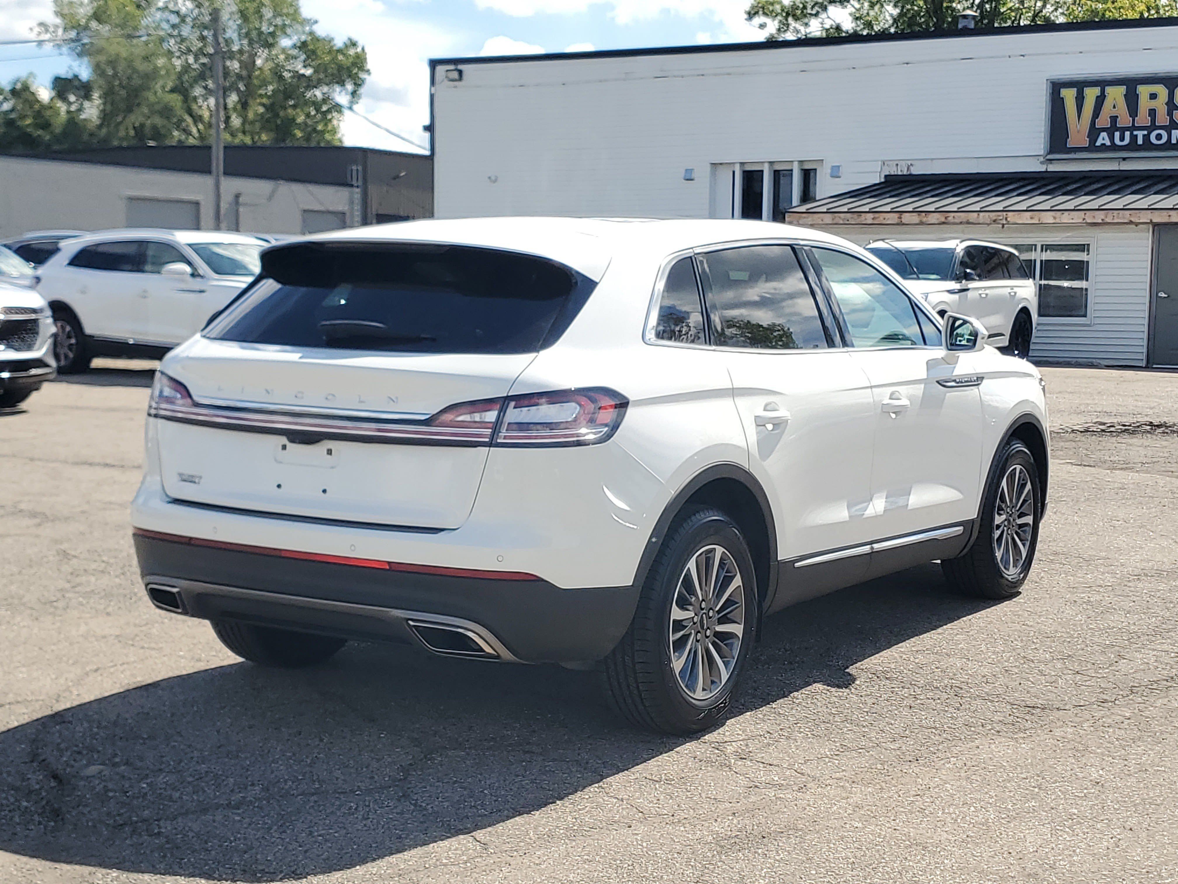 Certified 2023 Lincoln Nautilus Reserve AWD/4WD image 6