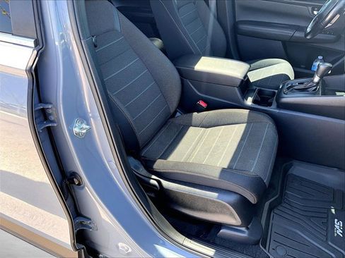 Used 2025 Honda CR-V Sport image 9