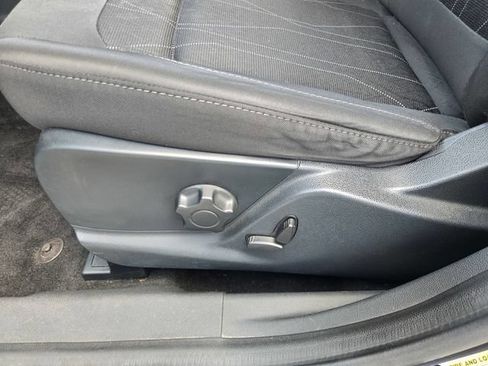 Used 2018 Ford EcoSport SE FWD image 17