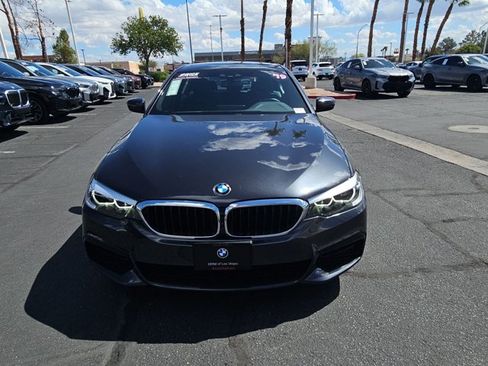 Used 2019 BMW 540i w/ M Sport Package RWD image 2
