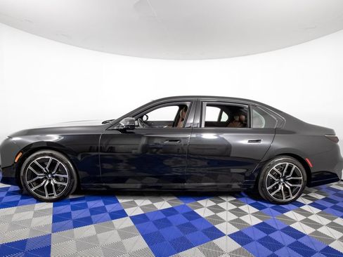 Used 2024 BMW 760i xDrive AWD/4WD image 8