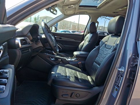 Used 2020 Kia Telluride SX w/ SX Prestige Package image 14