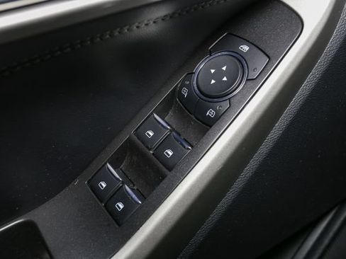 Used 2023 Ford Explorer XLT w/ Equipment Group 202A AWD/4WD image 35