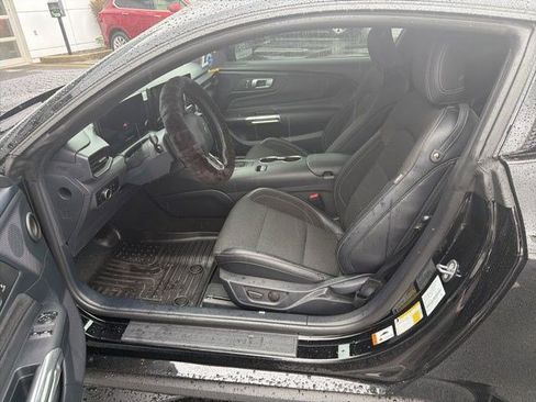 Used 2024 Ford Mustang GT RWD image 8
