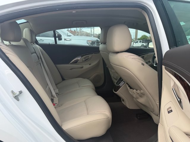 Used 2016 Buick LaCrosse Leather FWD image 16