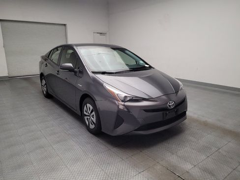 Used 2016 Toyota Prius Two FWD image 13