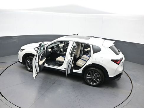 Certified 2025 Acura ADX A-Spec image 43