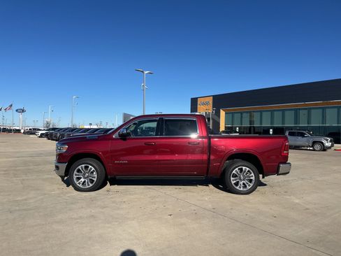 Used 2024 RAM 1500 Limited image 2