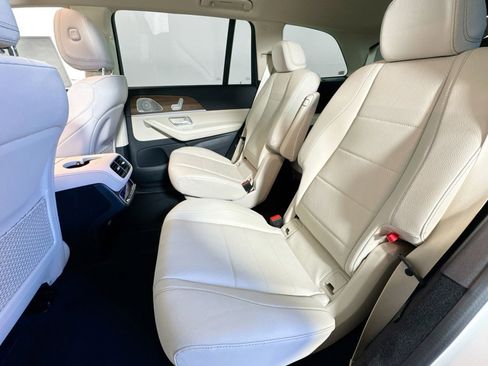 New 2026 Mercedes-Benz GLS 450 4MATIC image 22