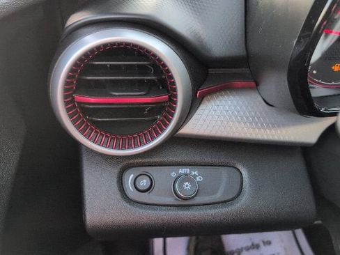 Used 2024 Chevrolet Trax RS image 18