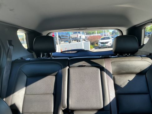 Certified 2019 Chevrolet Equinox Premier w/ LPO, Cargo Package AWD/4WD image 13