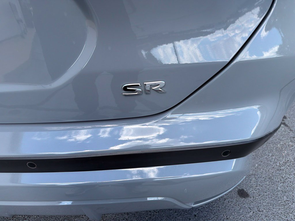 Used 2024 Nissan Kicks SR w/ SR Premium Package FWD image 10