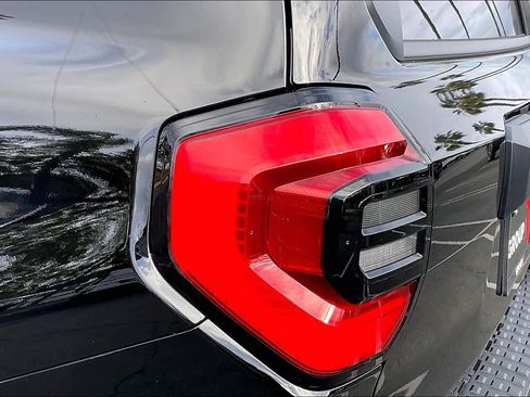 New 2026 Toyota 4Runner SR5 image 14