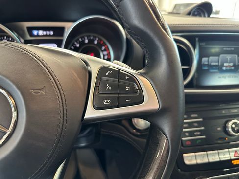 Used 2019 Mercedes-Benz SL 550 image 27