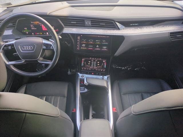 Used 2021 Audi e-tron Premium Plus w/ Premium Plus Package AWD/4WD image 19