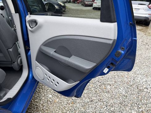 Used 2006 Chrysler PT Cruiser Touring FWD image 14