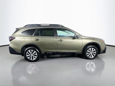 Used 2020 Subaru Outback Premium w/ Popular Package #1 AWD/4WD image 10