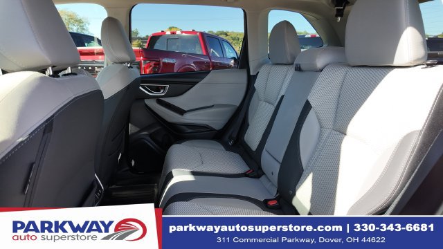 Used 2024 Subaru Forester Premium w/ Convenience Package AWD/4WD image 15