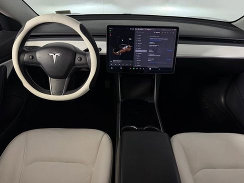 Used 2019 Tesla Model 3 Long Range image 11