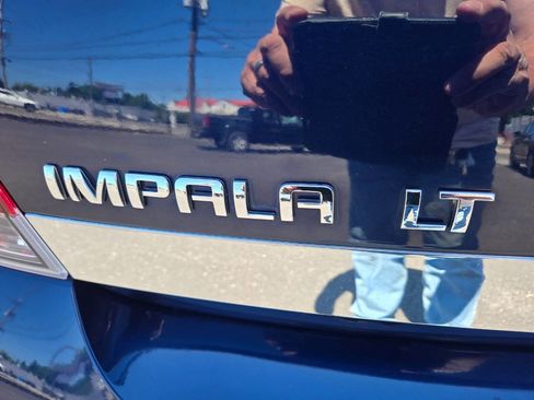 Used 2011 Chevrolet Impala LT w/ Luxury Edition Package FWD image 11