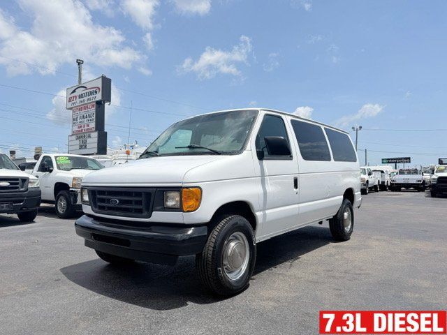 Used 2003 Ford E-350 and Econoline 350 Super Duty RWD image 1