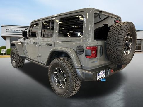 Used 2022 Jeep Wrangler Unlimited Rubicon 4xe w/ Dual Top Group image 3