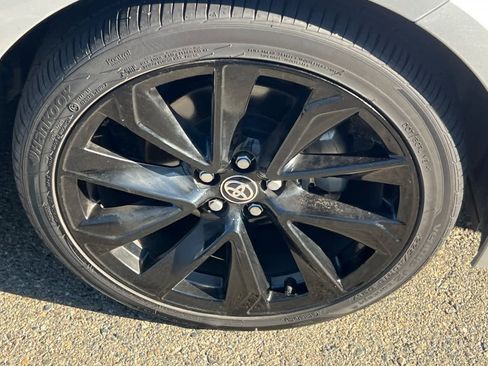 Used 2021 Toyota Corolla SE FWD image 15