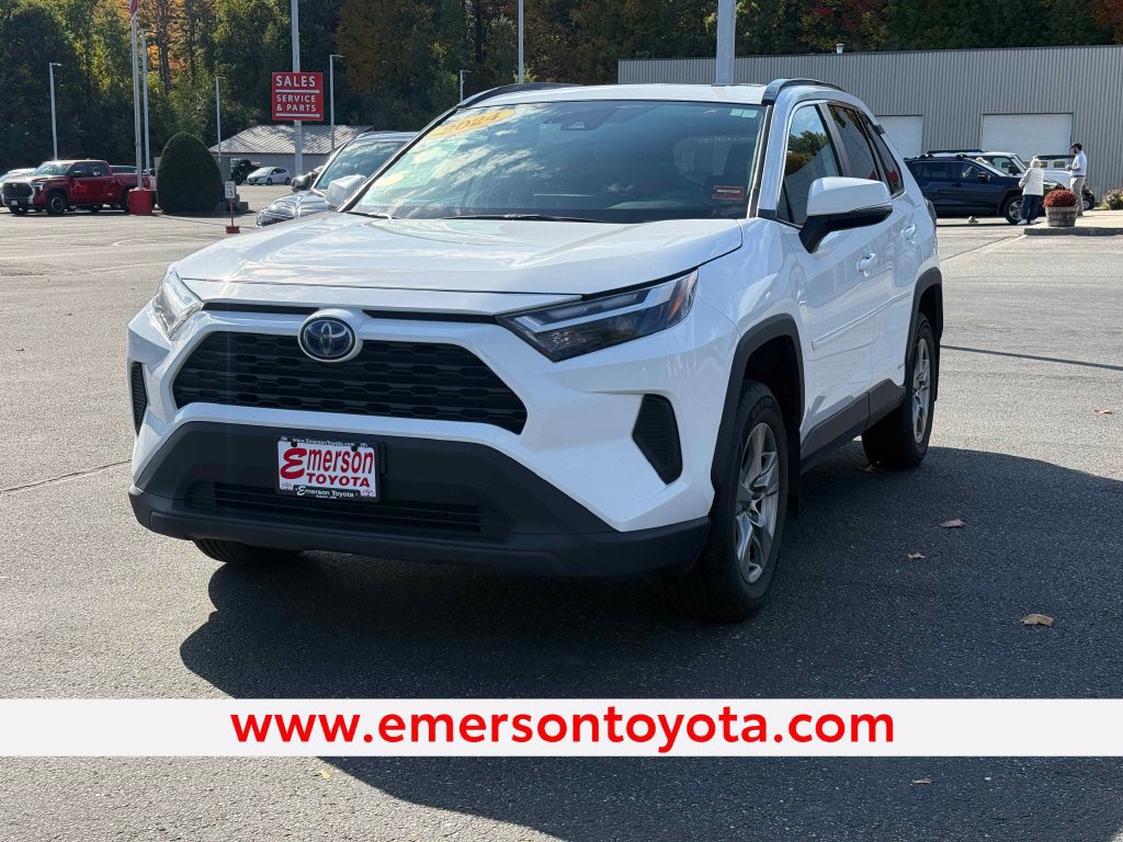 Used 2024 Toyota RAV4 XLE w/ Convenience Package AWD/4WD image 1