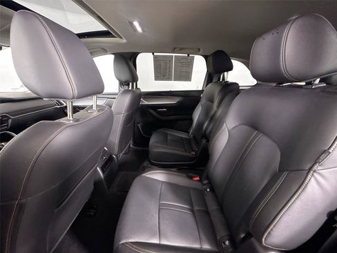 Certified 2024 MAZDA CX-90 Plug-In Hybrid w/ Preferred image 31