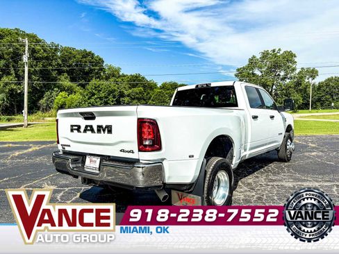 Used 2025 RAM 3500 Big Horn image 7