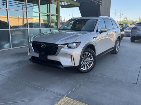 Used 2024 MAZDA CX-90 Plug-In Hybrid w/ Preferred image 2