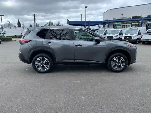 Used 2023 Nissan Rogue SV image 7