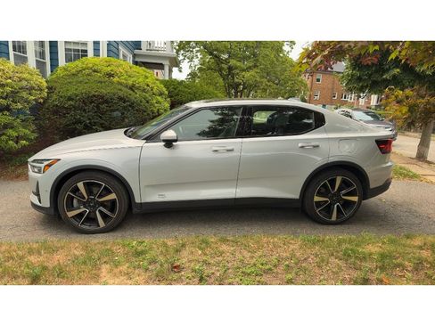 Used 2022 Polestar Polestar 2 w/ Plus Package AWD/4WD image 2