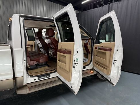 Used 2013 Ford F250 King Ranch w/ FX4 Off Road Pkg image 25