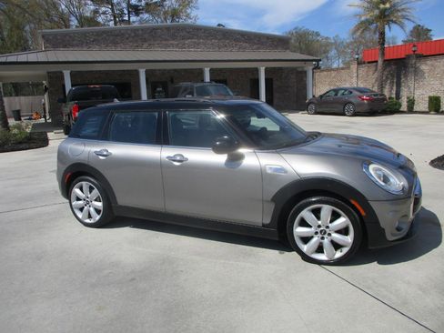 Used 2016 MINI Cooper Clubman S image 2