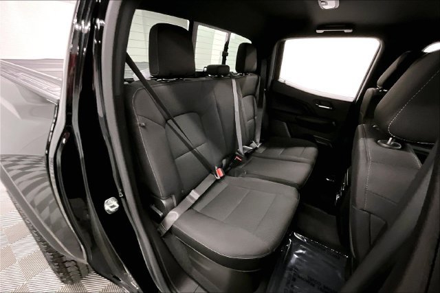 Used 2024 GMC Canyon Elevation w/ Convenience Package AWD/4WD image 25