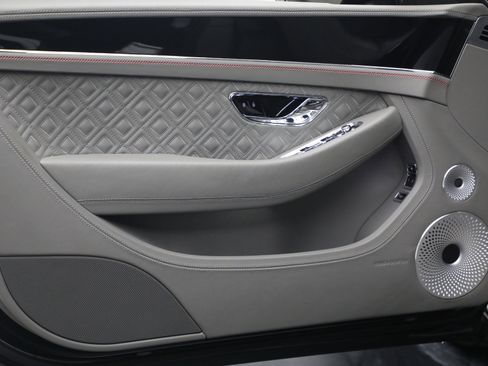 Certified 2022 Bentley Continental GT image 13