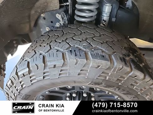 Used 2023 Ford F250 Lariat w/ Sport Appearance Package image 12