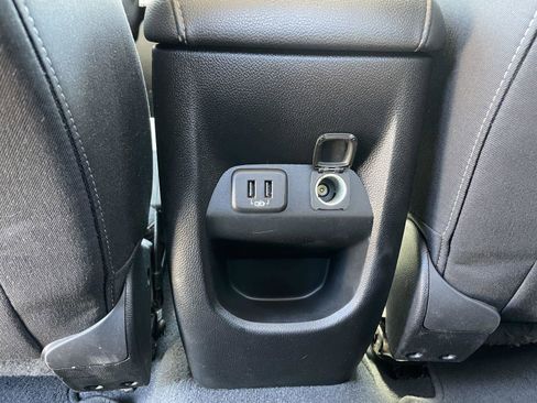 Used 2019 GMC Canyon SLE w/ Elevation Edition image 34