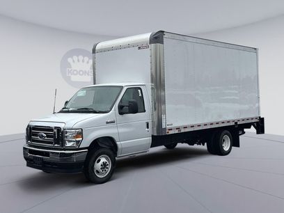 New 2025 Ford E-450 and Econoline 450 Super Duty w/ Power Equipment Group