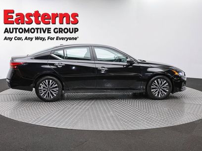 Used 2024 Nissan Altima 2.5 SV