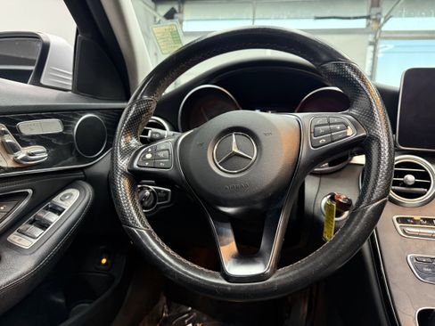 Used 2016 Mercedes-Benz C 300 4MATIC Sedan image 12
