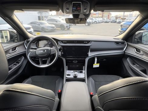 New 2026 Jeep Grand Cherokee Altitude image 26