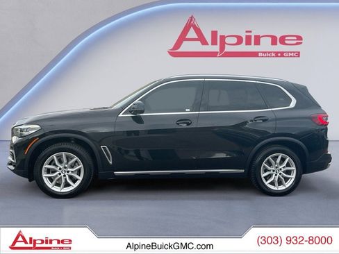 Used 2022 BMW X5 xDrive40i w/ Luxury Seating Package image 2