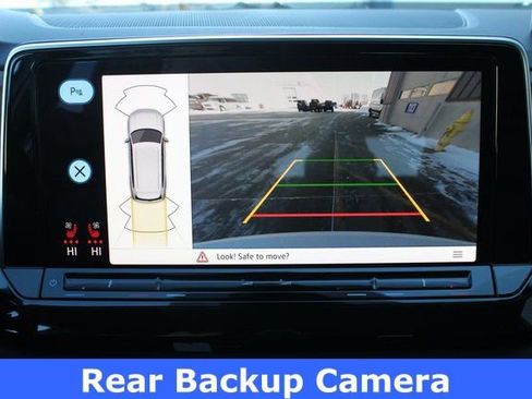 New 2026 Volkswagen Atlas SE image 4